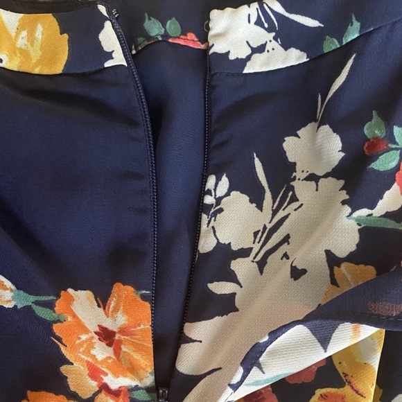 Laundry by Shelli Segal Women’s Floral Two Tier Ruffle Palazzo Jumpsuit Size 12 - Picture 7 of 12